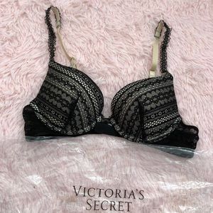 Victoria’s Secret push up bra